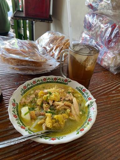 BARONGAN JAVANESE CHICKEN SOUP