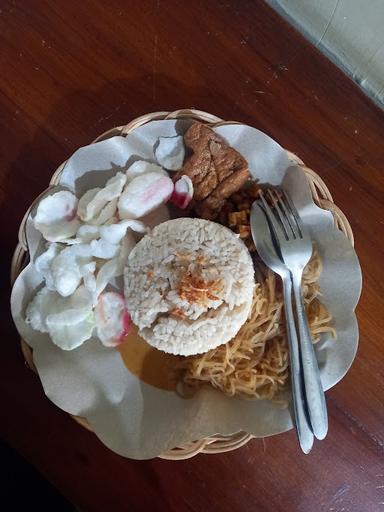 WARUNG MAKAN BETAWI