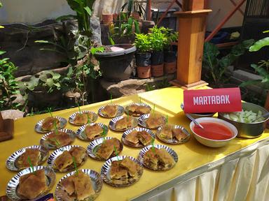 PUTRA SUNDA MARTABAK DAN ROTI BAKAR