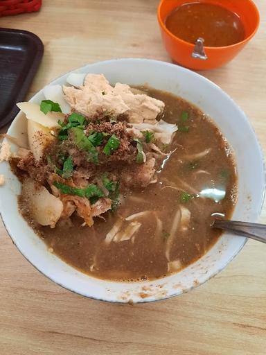 SOTO AYAM LOMBOK KEPANJEN