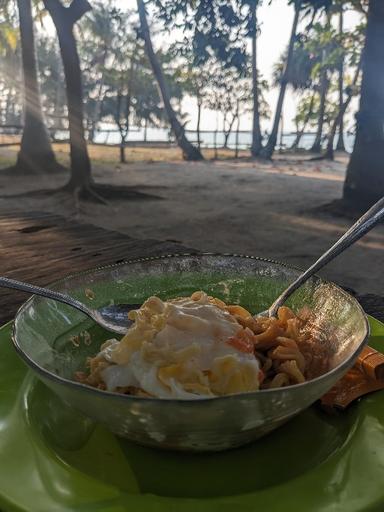 PANTAI CEMARA KASIH TIDUNG UTARA