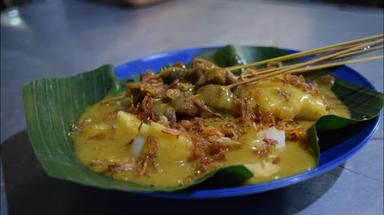 SATE PADANG MINANG MAIMBAU