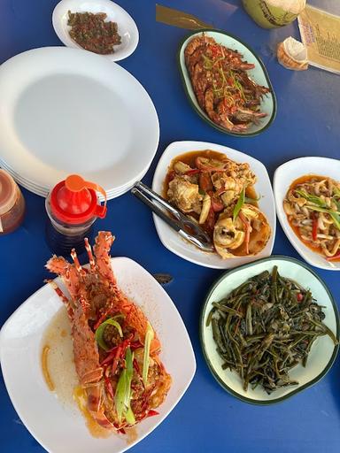 SEAFOOD PAK HARUN KELAPA INDAH