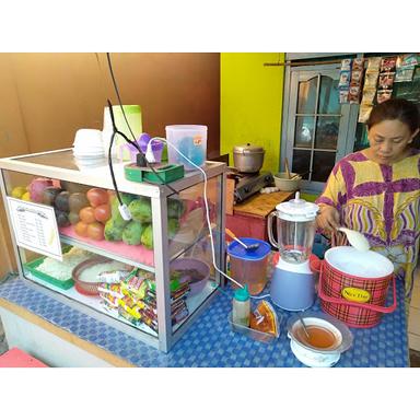 WARUNG MIE AYAM IBU WAWAN