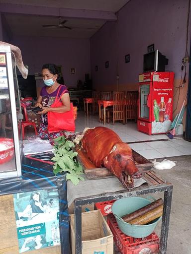 WARUNG BABI GULING BUK PRADNYA