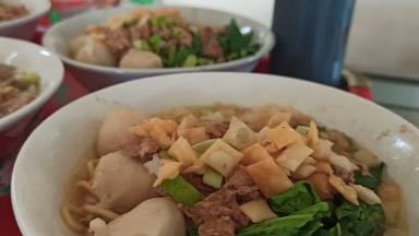 WARUNG BAKSO MIE AYAM AMANAH