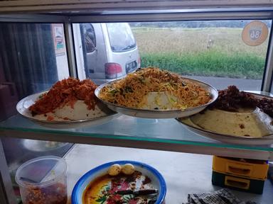 WARUNG NASI BE MANIS MANG NICK PENARUKAN