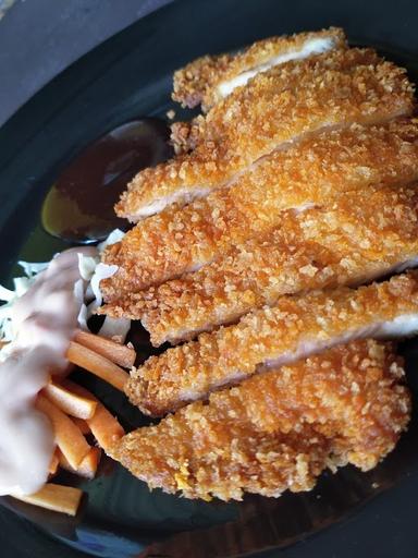 CHICKEN KATSU