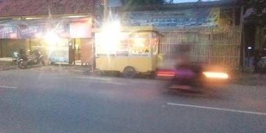 MARTABAK UTAMA RASA