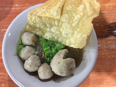 WARUNG BAKSO MANTEP