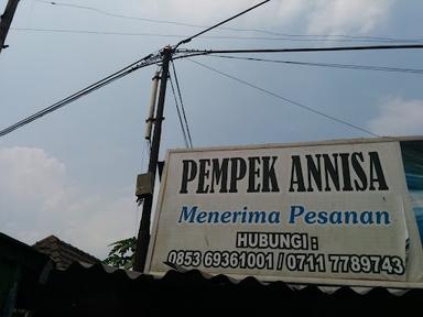 PEMPEK ANNISA