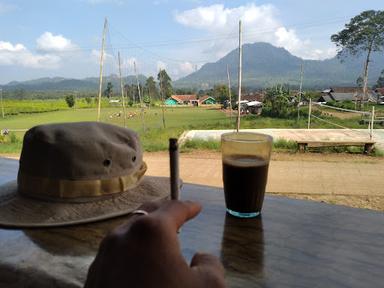 WAROENG COFFEE MIFTAHUR RIZQI