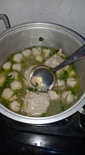 PENTOL BAKSO OYE KERTOSONO