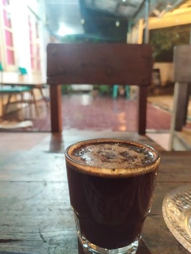 EFEK_KOPI