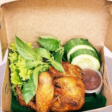 AYAM GORENG EMPUK WIDYA