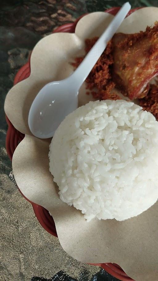 AYAM GORENG MANTU