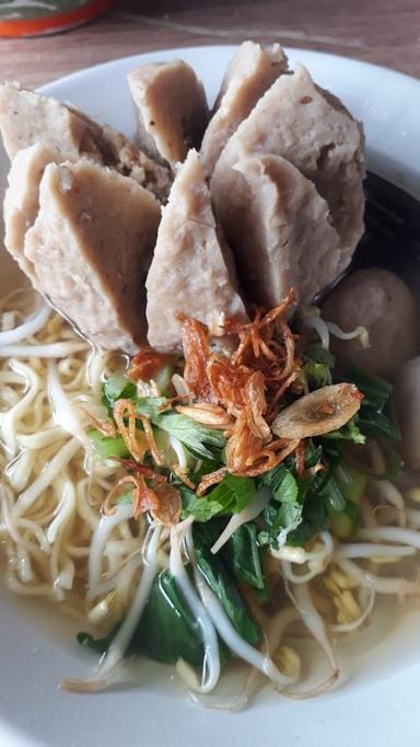 KEDAI ENDOL ( BASO, SEBLAK, MIE GET, SEMPOL, PEMPEK )