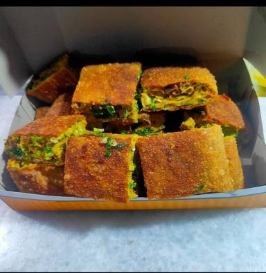 MARTABAK YOLIFA