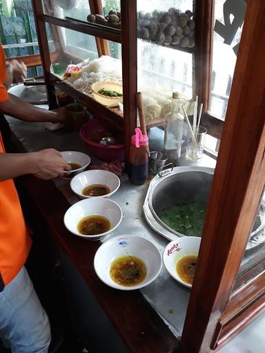 MIE AYAM & BAKSO MAS TEGUH