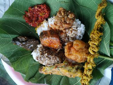 NASI JAMBLANG IBU SOPIYA