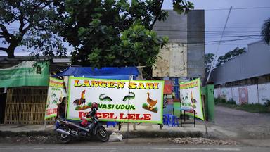 PECEL LELE LANGENSARI