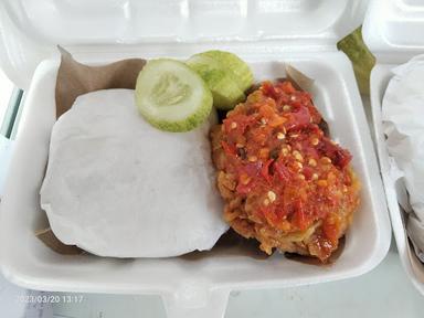 RAJA FRIED CHICKEN (AYAM GEPREK)