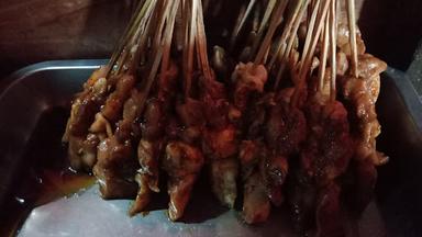 SATE AYAM & KAMBING BANG RUIN