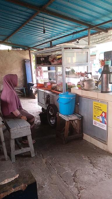 SOTO DAN SOP IGA KESAMBI IBU MUTMAINAH