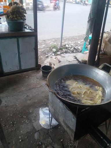 TAHU TEGAL & PISANG SABA DRAJAT