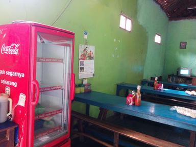 WARUNG BAKSO PERJUANGAN