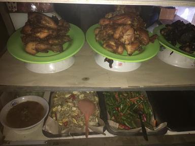 WARUNG IBU FAT