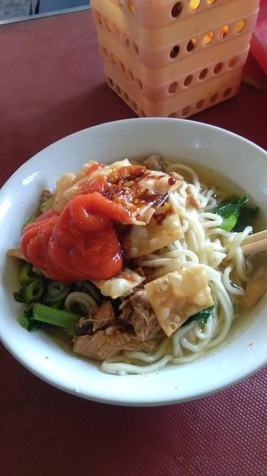 MIE AYAM & BAKSO BOGA RASA