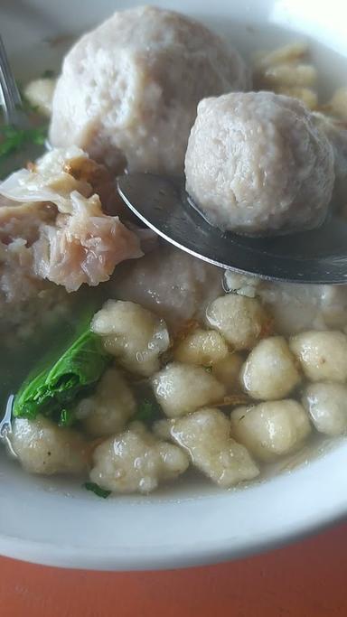 MIE AYAM & BAKSO UNYIL