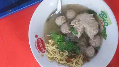 BAKSO CAHAYA BANG KURI