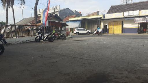 WARUNG MAKAN IBU SUSTARI