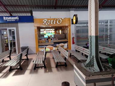 ROTI'O - STASIUN KIARACONDONG