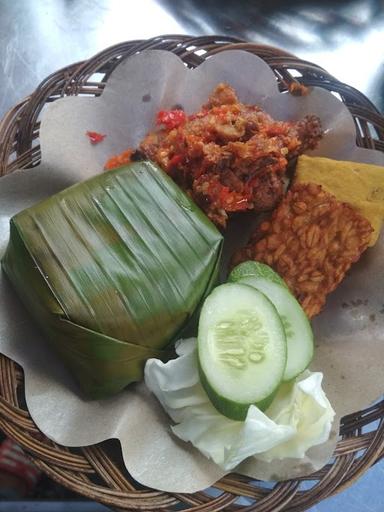 AYAM GORENG BAKAR + GEPREK DELLA MANDIRI