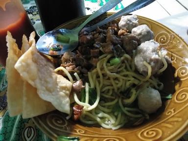 BAKSO OJO LALI