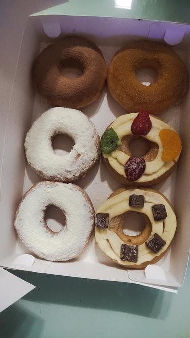 DONATSU - DONAT SUSU KIARACONDONG