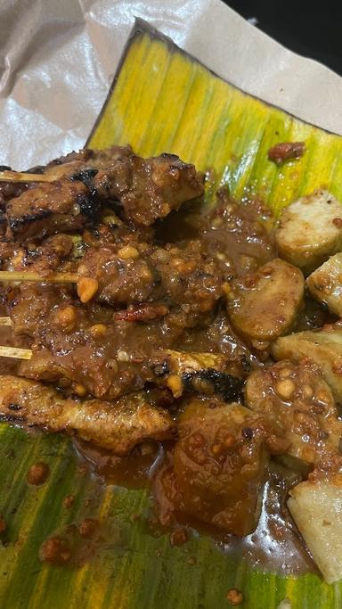 SATE JANDO GASIBU M'BO NGTAEMI