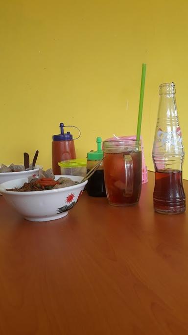 MIE AYAM BAKSO GOYANG LIDAH MAS WIJI