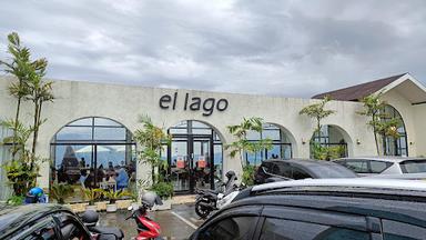 EL LAGO