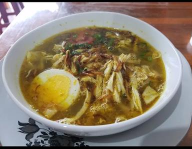 WARUNG MAKAN JAWA BANYUWANGI SEDIA JUGA NASI CAMPUR,LALAPAN AYAM,SOTO AYAM,NASI GORENG