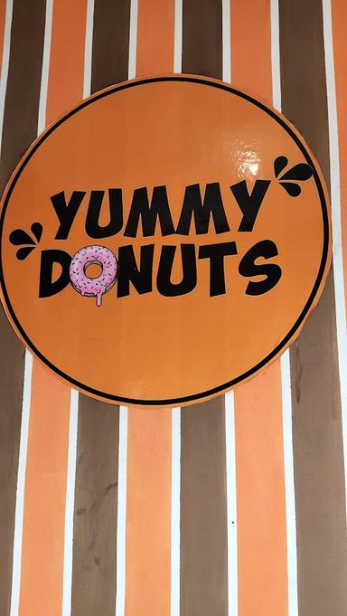 YUMMY DONUTS KINTAMANI