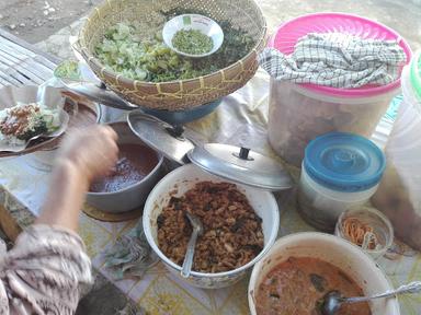 NASI PECEL BU GIN