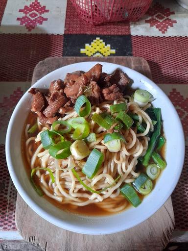 MIE AYAM & BAKSO, BANG SOLEKAN