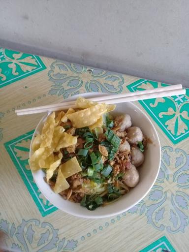 MIE AYAM BAKSO RISKI GOYANG LIDAH