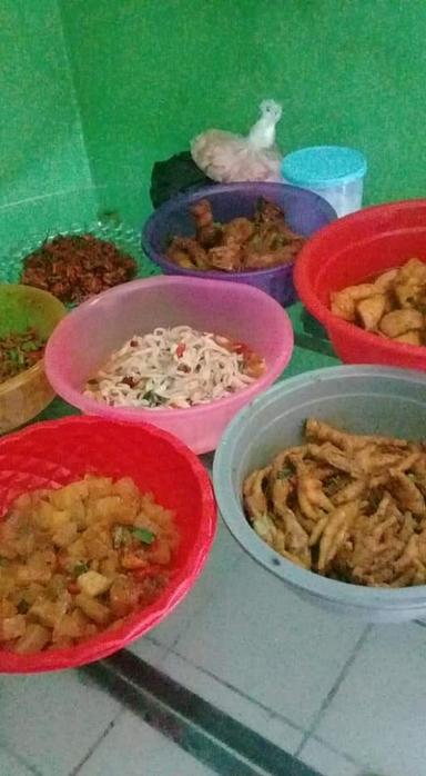 MAMAH DILLAH WARUNG NASI LAUK PAUK (MENERIMA PESANAN UNTUK BERBAGAI ACARA)