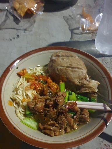 MIE AYAM BASO GAJAH MUNGKUR