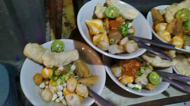 BASO ACI & SEBLAK KEDAI COPLAK CAPLUK 2